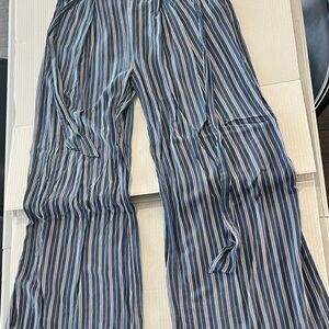 Forever 21 Navy and White Striped Pants